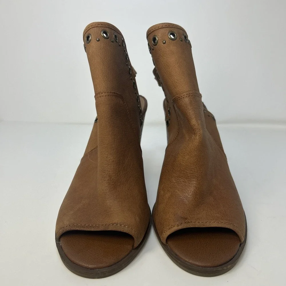 Lucky Brand Lorillar‎ Leather Peep-Toe Heeled Booties – Tan/Toffee – Size 9M